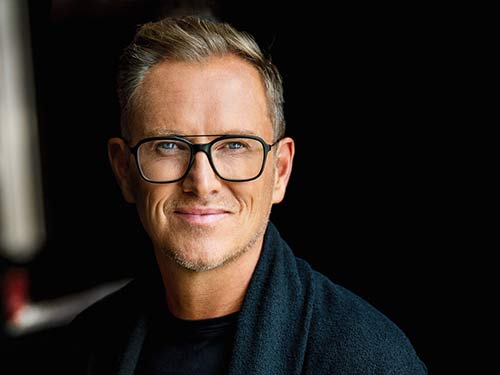 I samarbete med Halvor Bakke